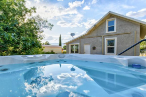 Modern Zion farmhouse with jacuzzi swim spa, RV space